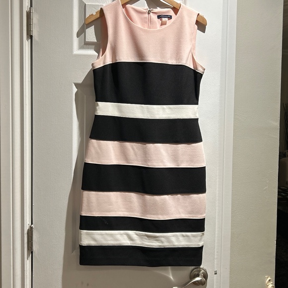 Scuba Crepe Colourblock Sheath Dress - Picture 1 of 2
